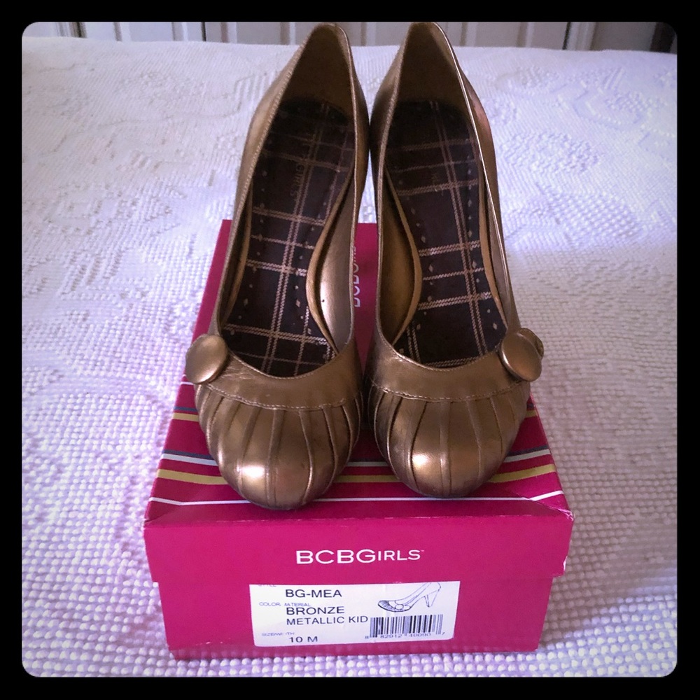 BCBGirls Size 10 Bronze Heel